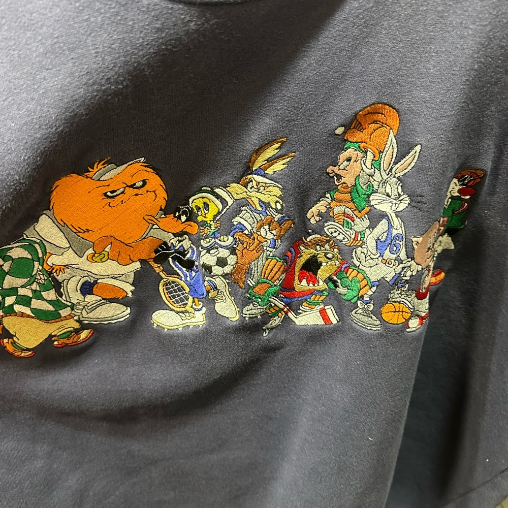 VINTAGE Looney Tunes Sports Sweatshirt XL - Picture 6 of 6